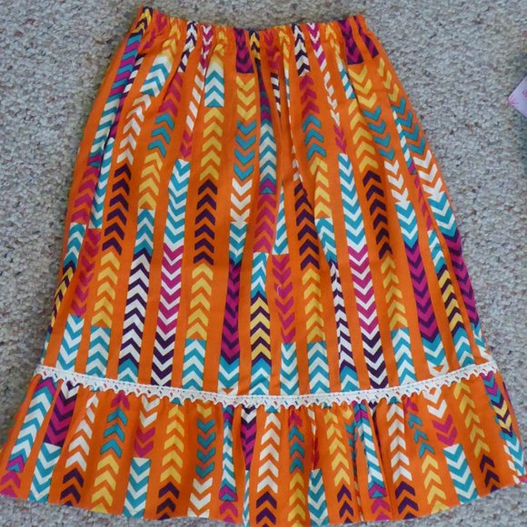 Sado La Bella Flora Girl's 5T Doily Tank with Maxi Skirt Outfit Set - Picture 3 of 7